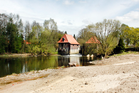 Flussstrand an der Füchtelner Mühle; Foto: WK für Stadt Olfen